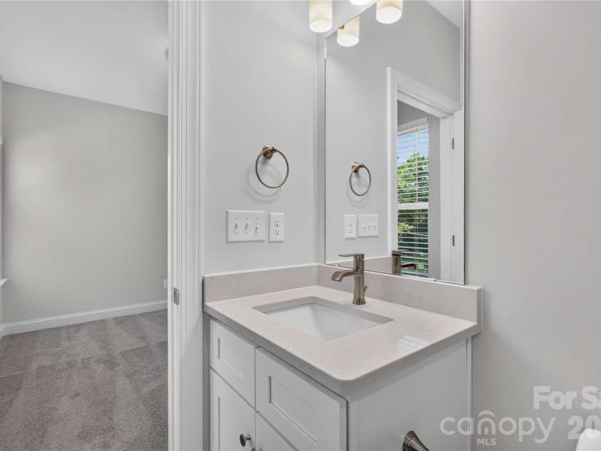 3535 Avalon Avenue, Charlotte, NC 28208.  MLS# CAR4431703, YatesRealty ID 54930. 