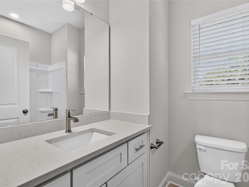 3535 Avalon Avenue, Charlotte, NC 28208.  MLS# CAR4431703, YatesRealty ID 54930. 
