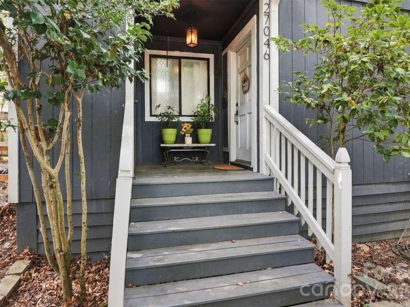 27046 Tidal Way, Tega Cay, SC 29708.  MLS# CAR4430075, YatesRealty ID 54932. 