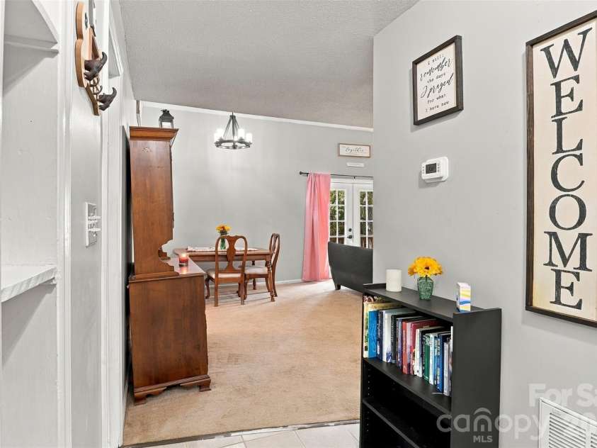 27046 Tidal Way, Tega Cay, SC 29708.  MLS# CAR4430075, YatesRealty ID 54932. 