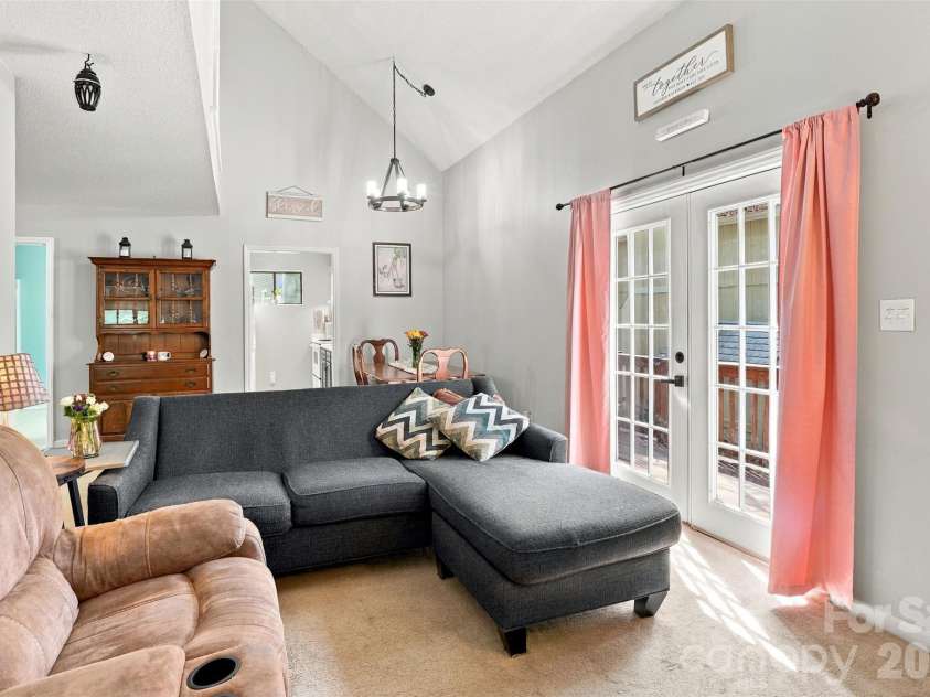 27046 Tidal Way, Tega Cay, SC 29708.  MLS# CAR4430075, YatesRealty ID 54932. 