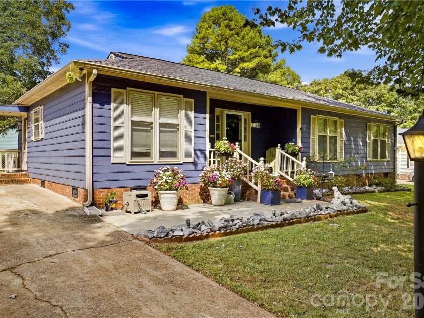 2118 Lampglow Court, Gastonia, NC 28056.  MLS# CAR4426612, YatesRealty ID 54938. 