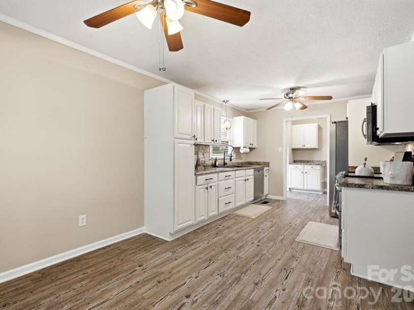 2118 Lampglow Court, Gastonia, NC 28056.  MLS# CAR4426612, YatesRealty ID 54938. 