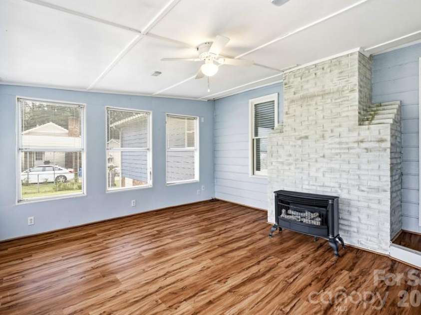 2118 Lampglow Court, Gastonia, NC 28056.  MLS# CAR4426612, YatesRealty ID 54938. Sunroom