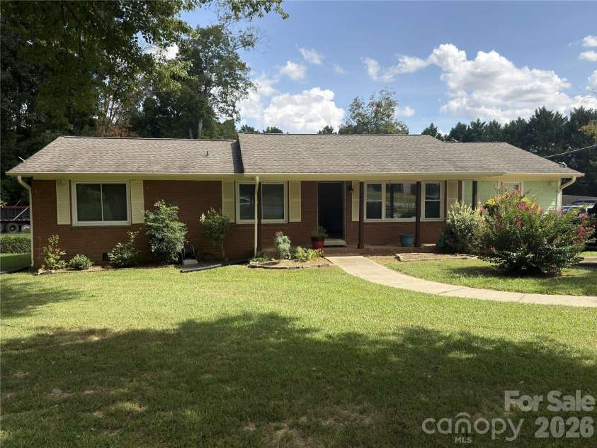 604 Allen Way, Indian Trail, NC 28079.  MLS# CAR4427308, YatesRealty ID 54939. 