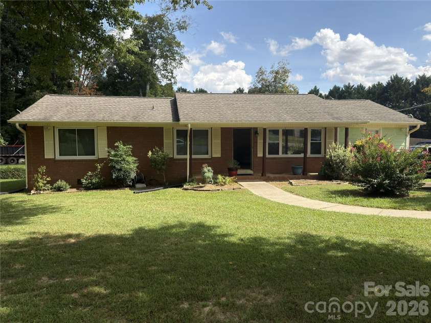 604 Allen Way, Indian Trail, NC 28079.  MLS# CAR4427308, YatesRealty ID 54939. 
