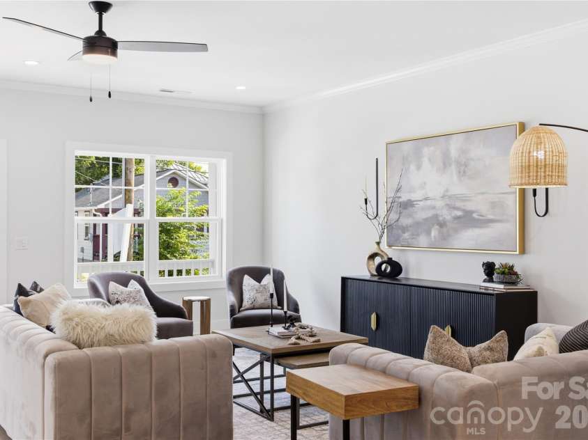 3628 Glenwood Drive, Charlotte, NC 28208.  MLS# CAR4424579, YatesRealty ID 54942. Representation