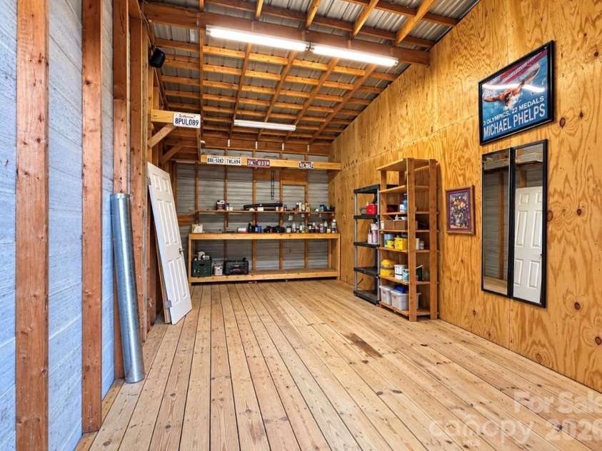 193 Bevis Lane, Statesville, NC 28677.  MLS# CAR4425147, YatesRealty ID 54944. Barn/workshop