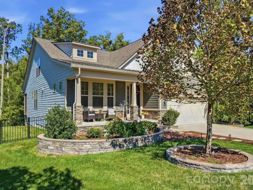 2004 Folkstone Lane, Lancaster, SC 29720.  MLS# CAR4431522, YatesRealty ID 54948. 