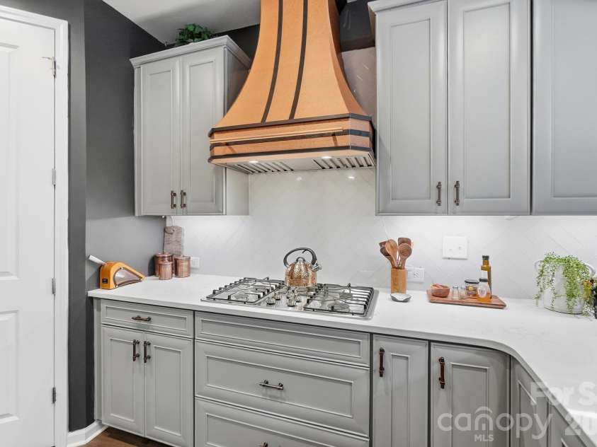2004 Folkstone Lane, Lancaster, SC 29720.  MLS# CAR4431522, YatesRealty ID 54948. 