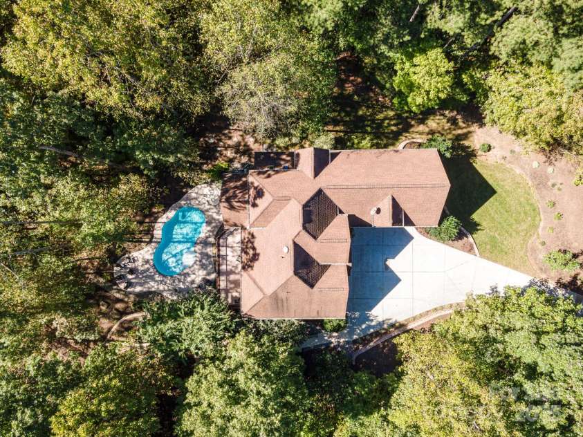 7029 Pebble Bay Drive, Denver, NC 28037.  MLS# CAR4192335, YatesRealty ID 5495. 