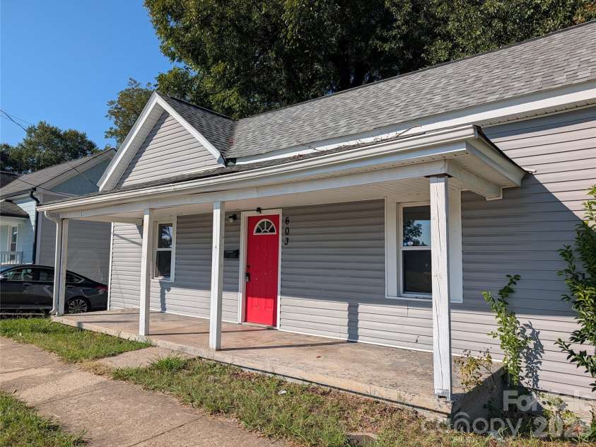 603 Marietta Street, Gastonia, NC 28052.  MLS# CAR4430935, YatesRealty ID 54951. 