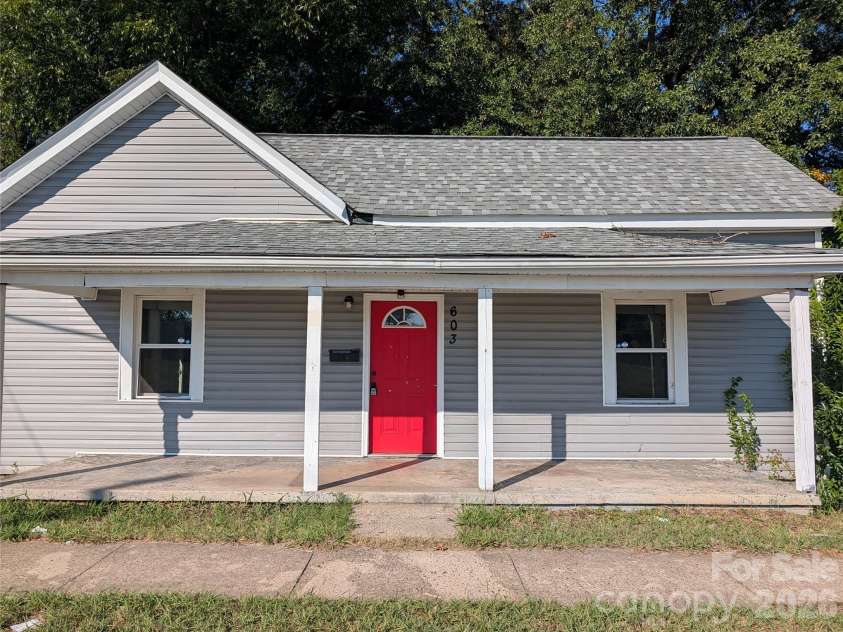 603 Marietta Street, Gastonia, NC 28052.  MLS# CAR4430935, YatesRealty ID 54951. 