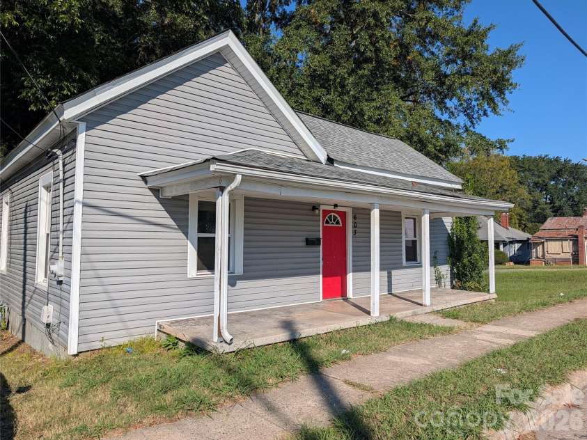 603 Marietta Street, Gastonia, NC 28052.  MLS# CAR4430935, YatesRealty ID 54951. 