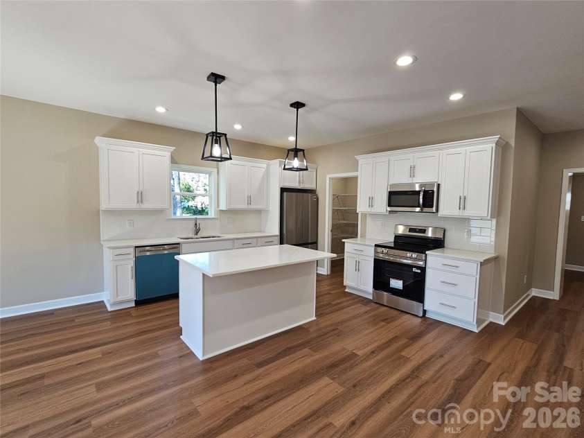 3670 Travertine Drive, Lancaster, SC 29720.  MLS# CAR4431795, YatesRealty ID 54956. 