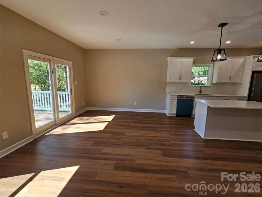 3670 Travertine Drive, Lancaster, SC 29720.  MLS# CAR4431795, YatesRealty ID 54956. 