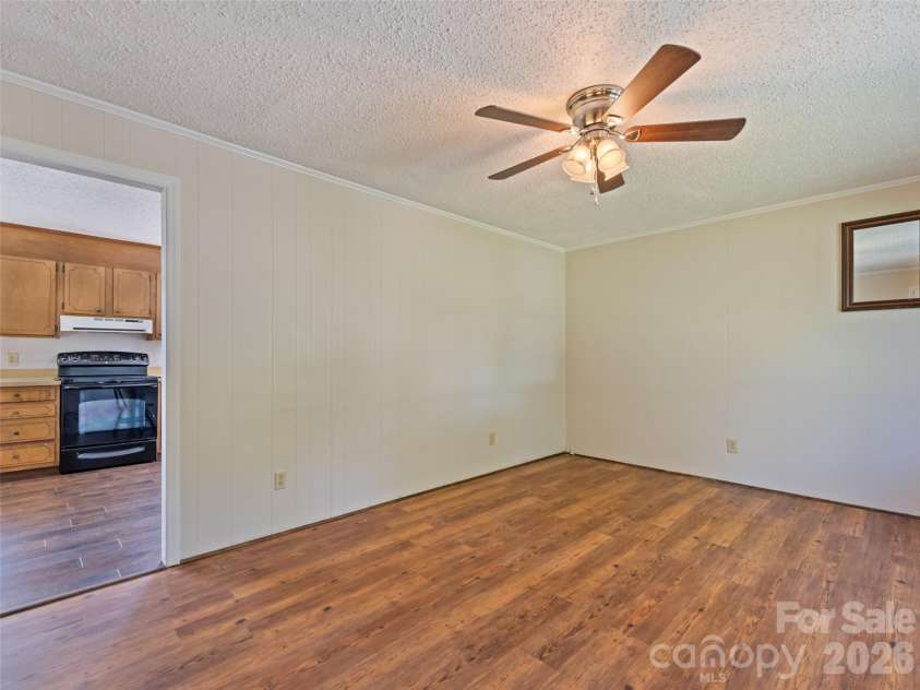 1188 Eastbrook Drive, Hendersonville, NC 28720.  MLS# CAR4428470, YatesRealty ID 54957. 