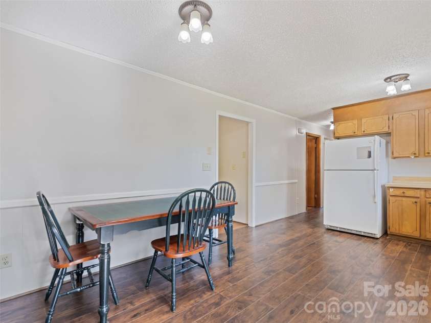 1188 Eastbrook Drive, Hendersonville, NC 28720.  MLS# CAR4428470, YatesRealty ID 54957. 