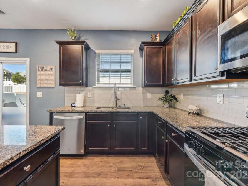 107 Gray Willow Street, Mooresville, NC 28117.  MLS# CAR4127070, YatesRealty ID 5496. 