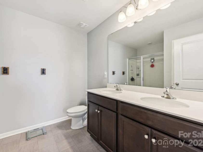 107 Gray Willow Street, Mooresville, NC 28117.  MLS# CAR4127070, YatesRealty ID 5496. 