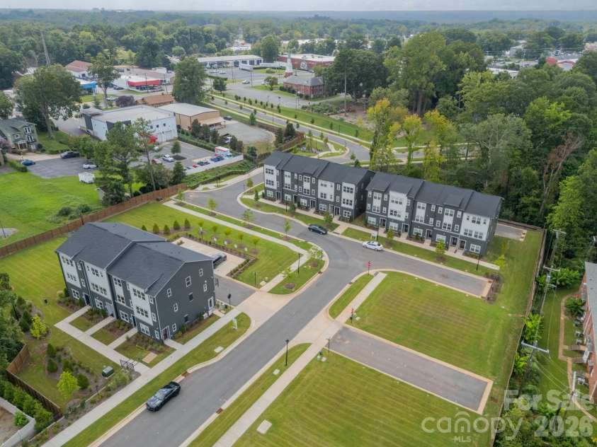 2025 Evolve Way, Charlotte, NC 28205.  MLS# CAR4355059, YatesRealty ID 5496. Community shot