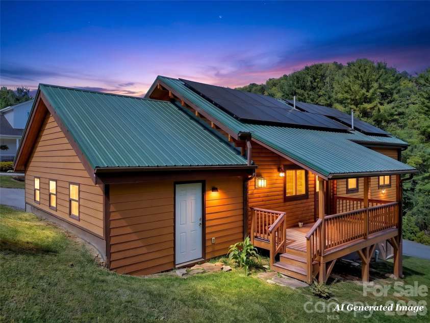 200 Linsonwood Ridge, Waynesville, NC 28786.  MLS# CAR4431585, YatesRealty ID 54960. 