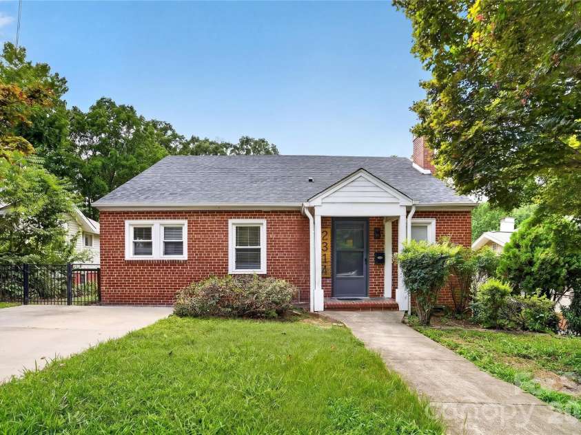 2314 Broad Street, Winston Salem, NC 27127.  MLS# CAR4405936, YatesRealty ID 54965. 