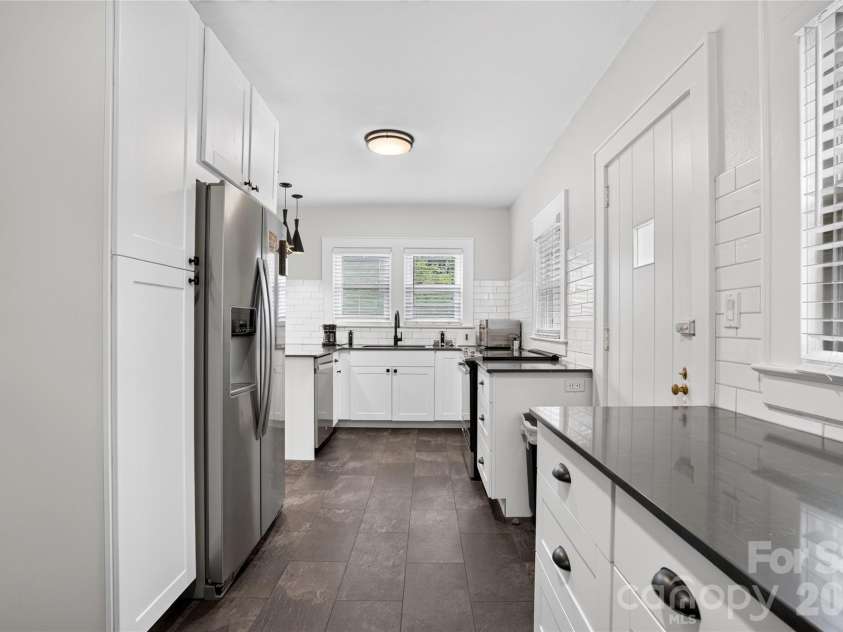 2314 Broad Street, Winston Salem, NC 27127.  MLS# CAR4405936, YatesRealty ID 54965. 