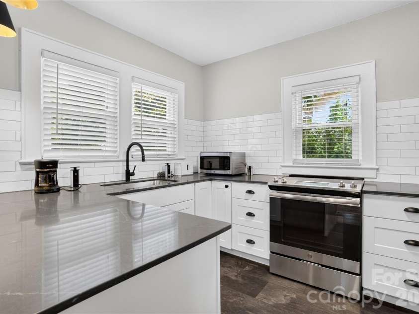 2314 Broad Street, Winston Salem, NC 27127.  MLS# CAR4405936, YatesRealty ID 54965. 