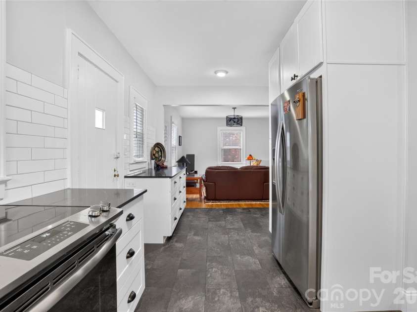 2314 Broad Street, Winston Salem, NC 27127.  MLS# CAR4405936, YatesRealty ID 54965. 