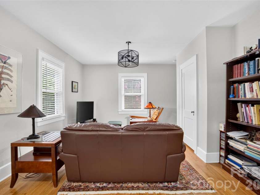 2314 Broad Street, Winston Salem, NC 27127.  MLS# CAR4405936, YatesRealty ID 54965. 