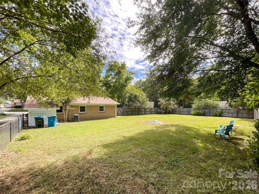 5704 Hillcrest Circle, Indian Trail, NC 28079.  MLS# CAR4425701, YatesRealty ID 54967. 