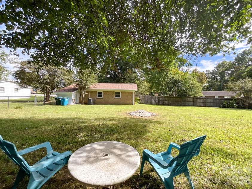 5704 Hillcrest Circle, Indian Trail, NC 28079.  MLS# CAR4425701, YatesRealty ID 54967. 
