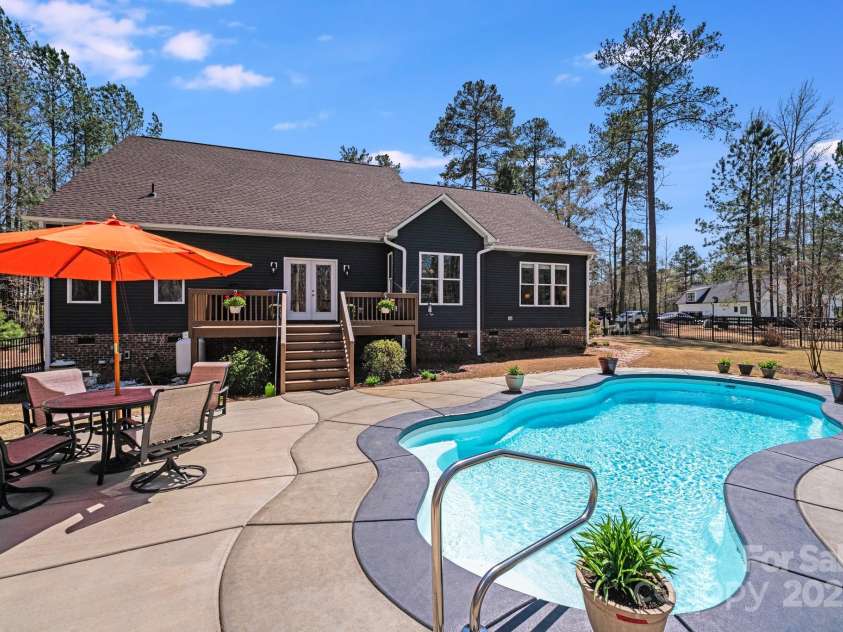 1016 Secretariat Drive, York, SC 29745.  MLS# CAR4244338, YatesRealty ID 5497. 