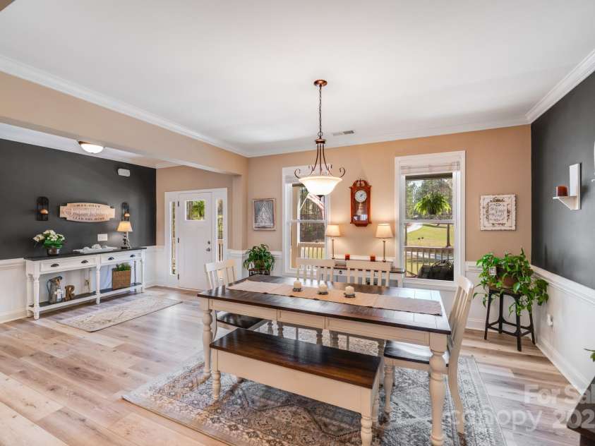 1016 Secretariat Drive, York, SC 29745.  MLS# CAR4244338, YatesRealty ID 5497. 
