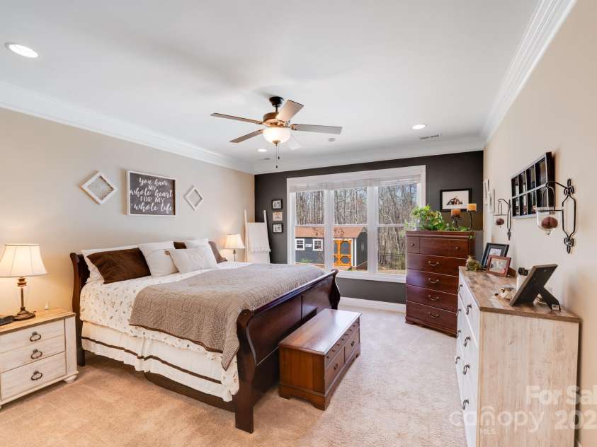 1016 Secretariat Drive, York, SC 29745.  MLS# CAR4244338, YatesRealty ID 5497. 