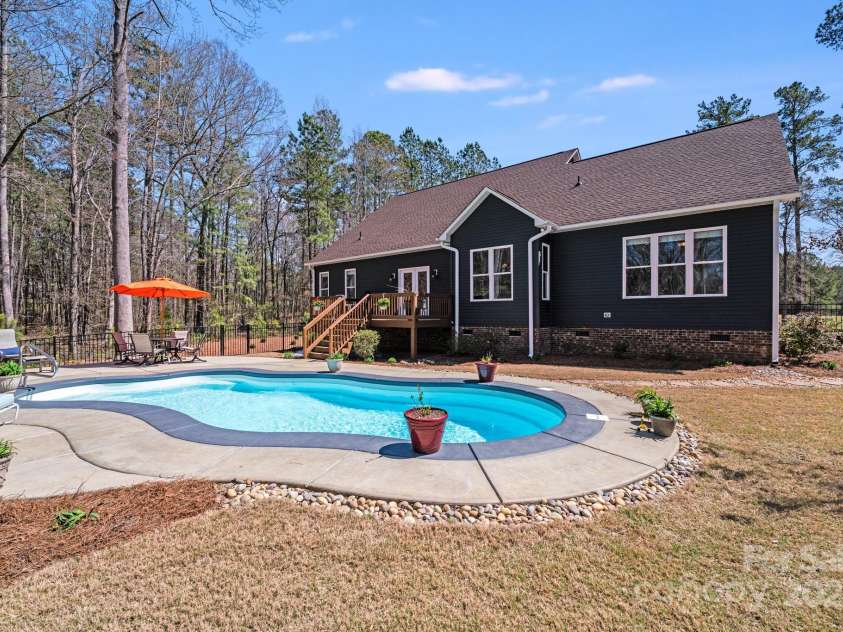 1016 Secretariat Drive, York, SC 29745.  MLS# CAR4244338, YatesRealty ID 5497. 