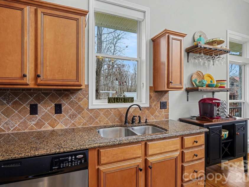 1901 Warf Road, Lexington, NC 27292.  MLS# CAR4353077, YatesRealty ID 5497. 