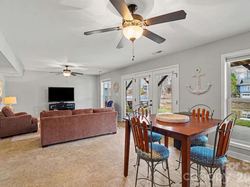 1901 Warf Road, Lexington, NC 27292.  MLS# CAR4353077, YatesRealty ID 5497. 