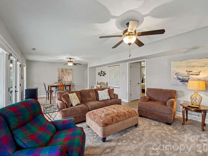 1901 Warf Road, Lexington, NC 27292.  MLS# CAR4353077, YatesRealty ID 5497. 