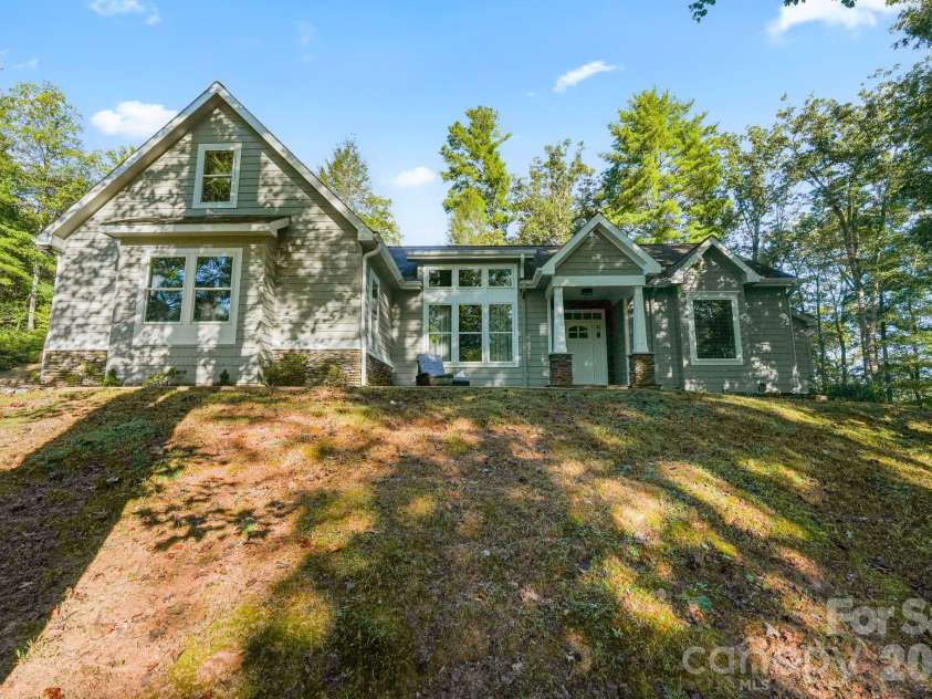 2641 Blowing Rock Boulevard, Lenoir, NC 28645.  MLS# CAR4428984, YatesRealty ID 54974. 
