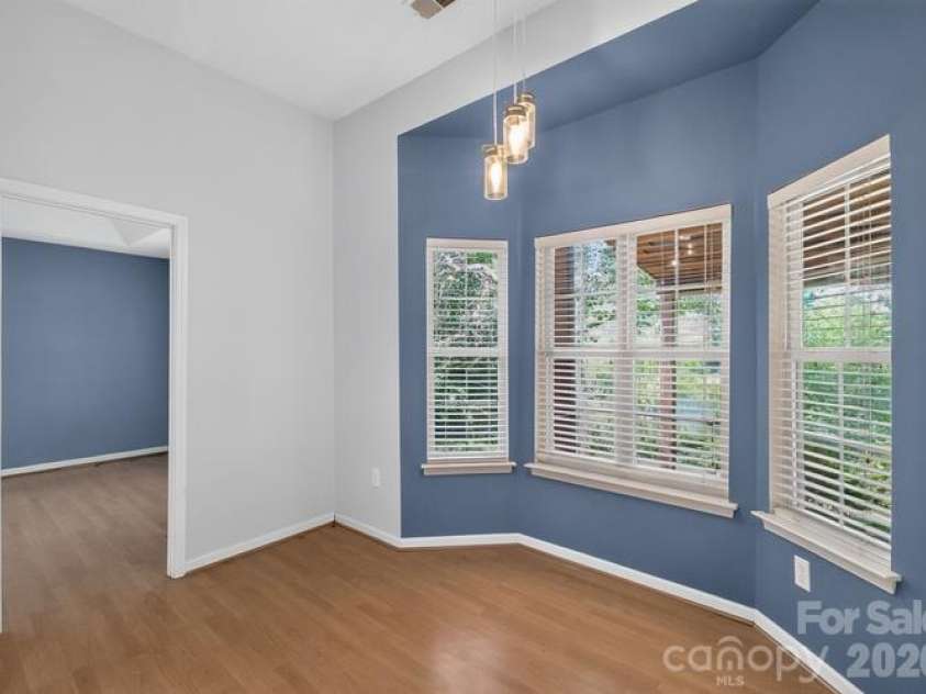1021 Stinson Glen Lane, Charlotte, NC 28214.  MLS# CAR4431847, YatesRealty ID 54976. 