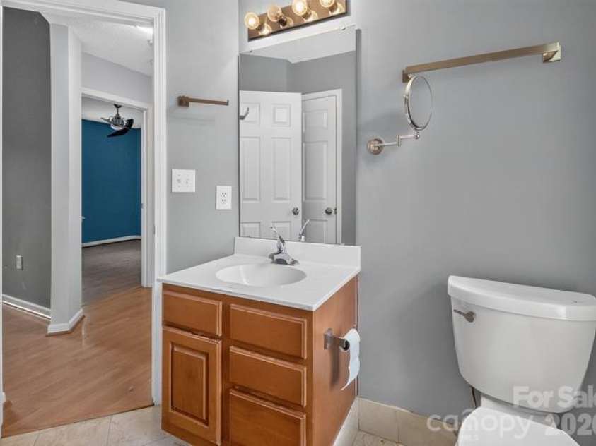 1021 Stinson Glen Lane, Charlotte, NC 28214.  MLS# CAR4431847, YatesRealty ID 54976. 