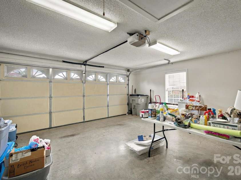1211 Wexford Village Circle, Lenoir, NC 28645.  MLS# CAR4425548, YatesRealty ID 54977. 