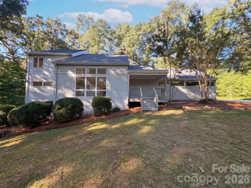 1801 Dogwood Court, Fort Mill, SC 29715.  MLS# CAR4431832, YatesRealty ID 54979. 