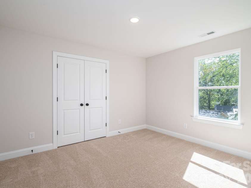 411 Lee Street, Lincolnton, NC 28092.  MLS# CAR4429102, YatesRealty ID 54981. 