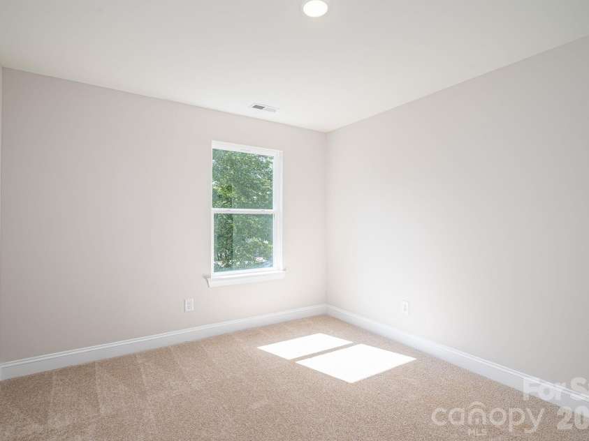 411 Lee Street, Lincolnton, NC 28092.  MLS# CAR4429102, YatesRealty ID 54981. 