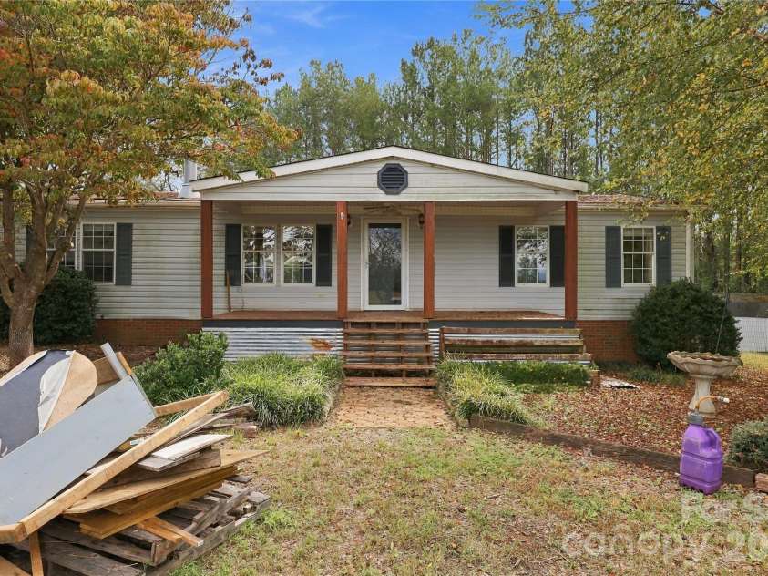 784 Big Level Road, Mill Spring, NC 28756.  MLS# CAR4430792, YatesRealty ID 54982. 