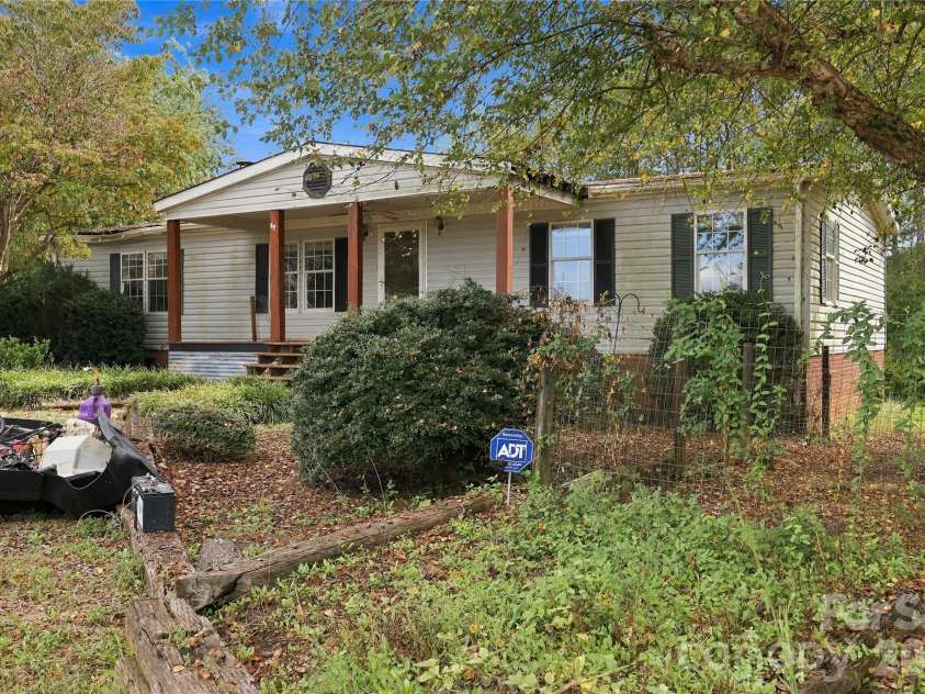 784 Big Level Road, Mill Spring, NC 28756.  MLS# CAR4430792, YatesRealty ID 54982. 