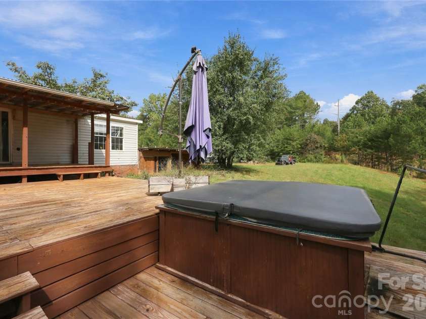 784 Big Level Road, Mill Spring, NC 28756.  MLS# CAR4430792, YatesRealty ID 54982. 
